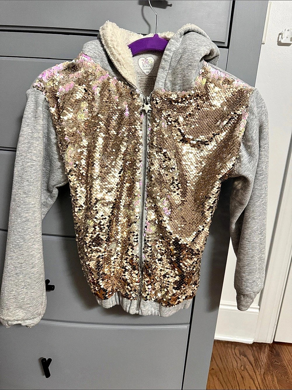 365 Kids from Garanimals Girls Sequin Hoodie Gray & Gold Size 10